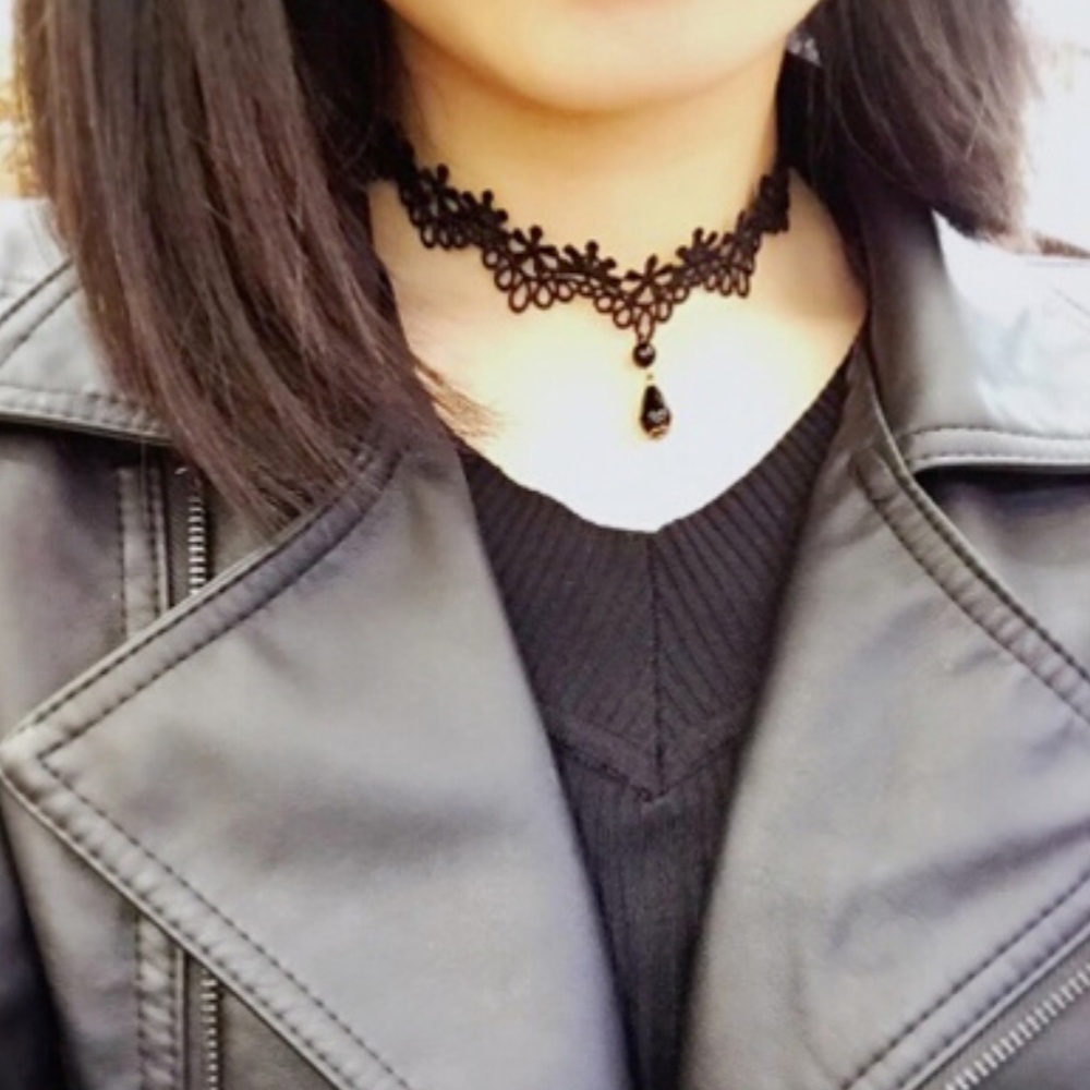 3 for $10,  Black lace choker